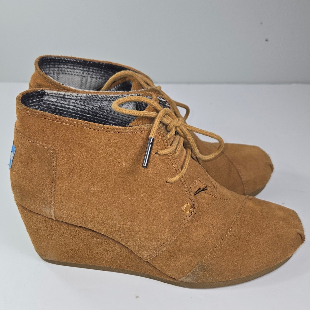 Tom's Chestnut Suede Desert Wedge Bootie Size 7.5W - Picture 7 of 8